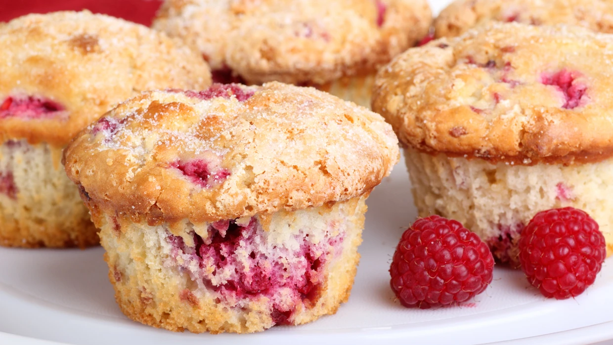 raspberry-rhubarb-muffins-tease-today-170323