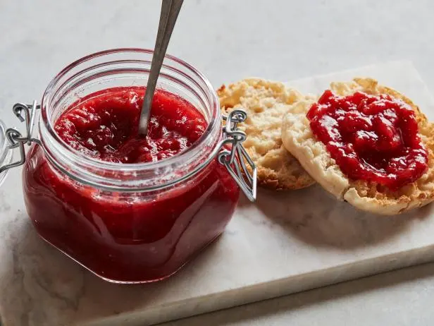 strawberry rhubarb jam