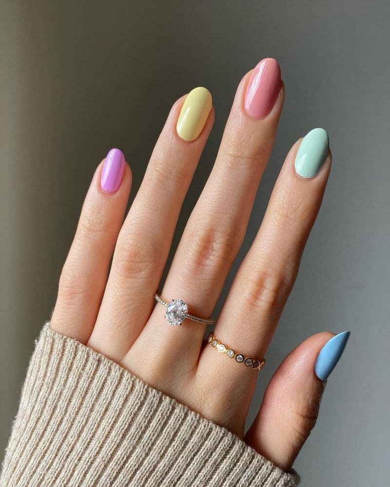 Colorful Mate Nails