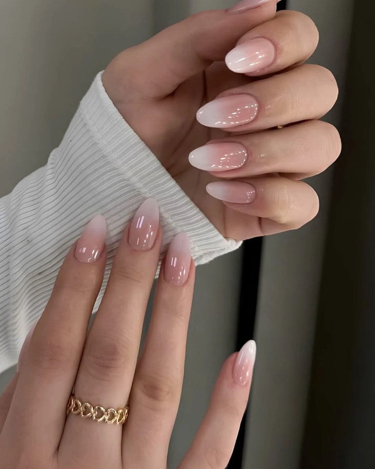 Nude Field Gloss

