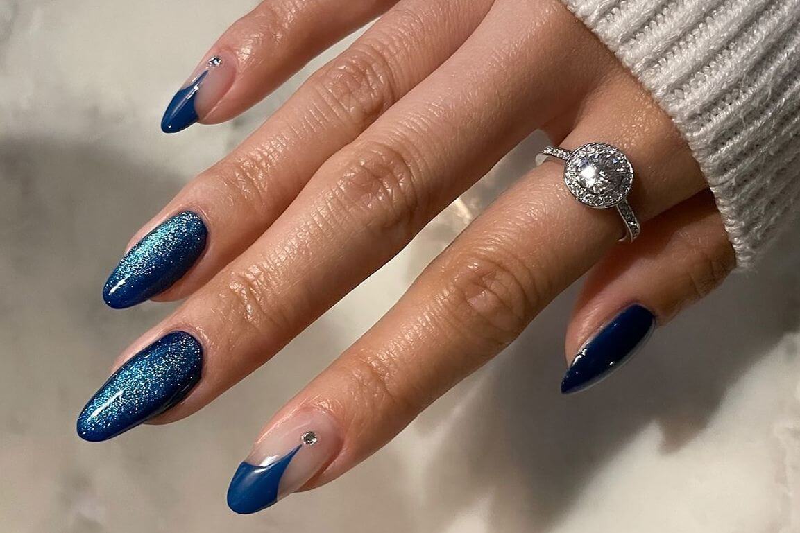 Navy Blue Nails