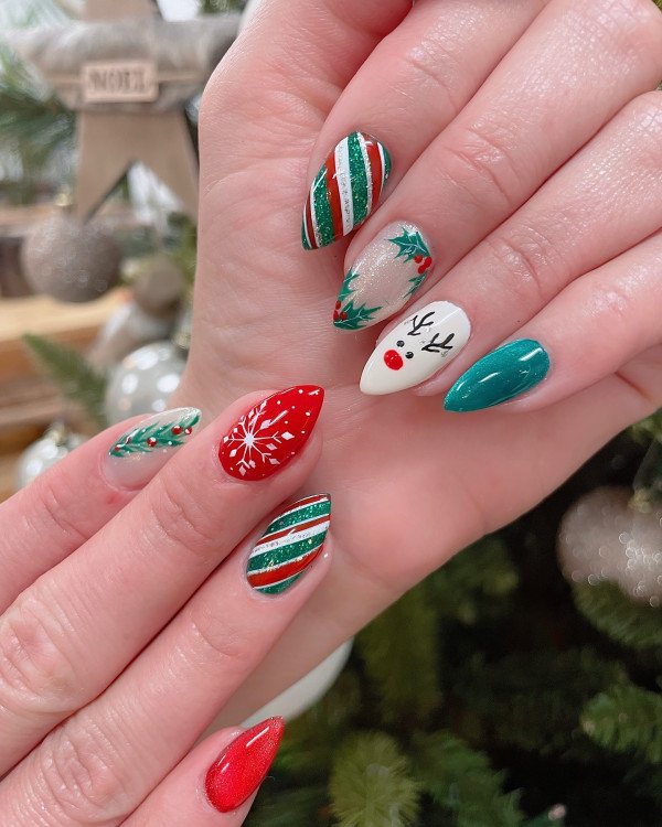 Holly Leaf Beauty