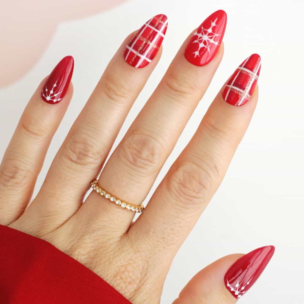 Shimmering Ornament Nails