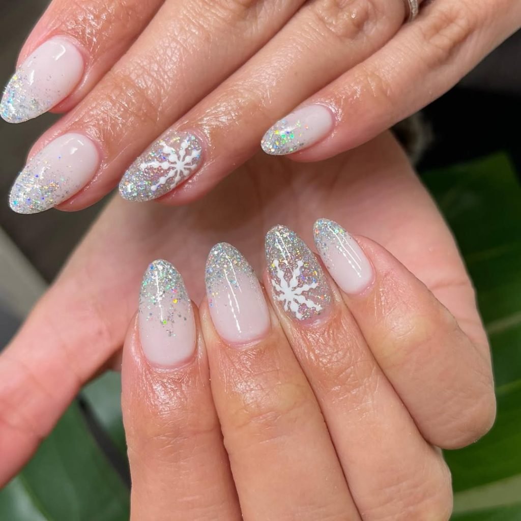 Sparkling Mistletoe Glam