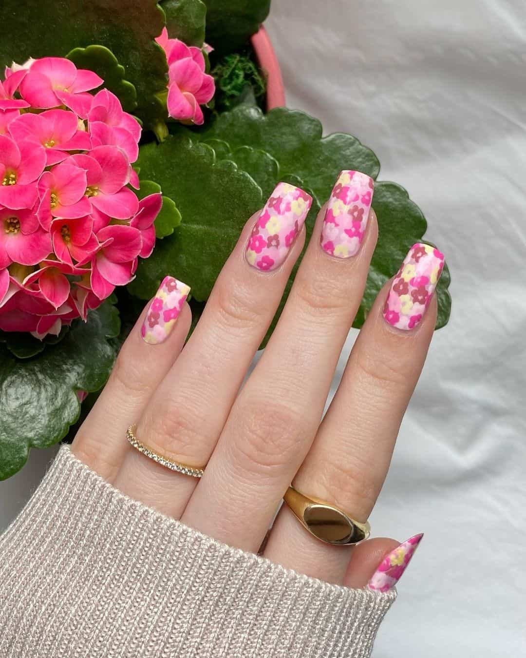 Pretty Spring Nails