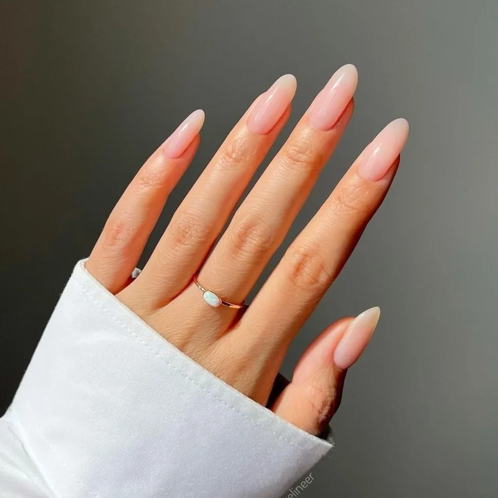 Soft Peach Gradient Nails