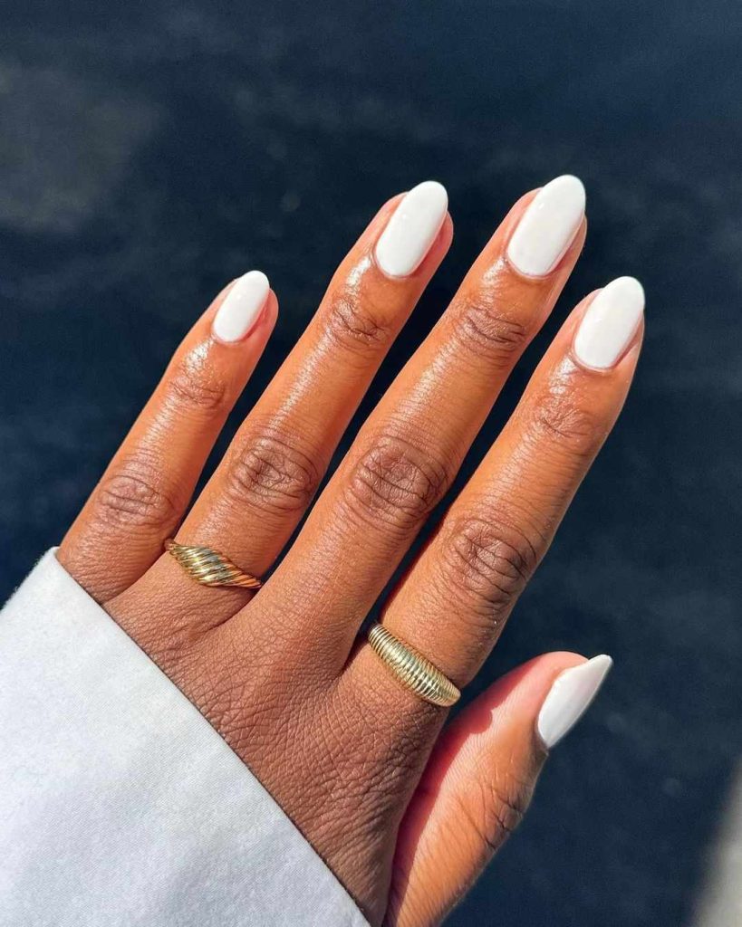 Clean Chic Milky White Nails That Always Look Expensive