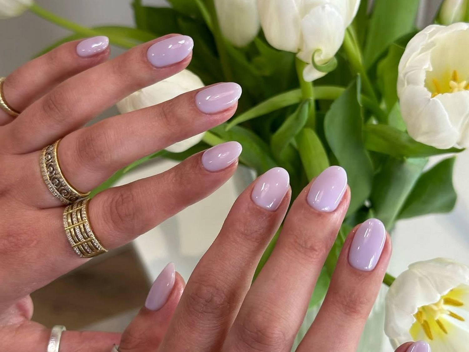 Soft Lilac Gloss Nails That Feel Like Pure Spring Elegance