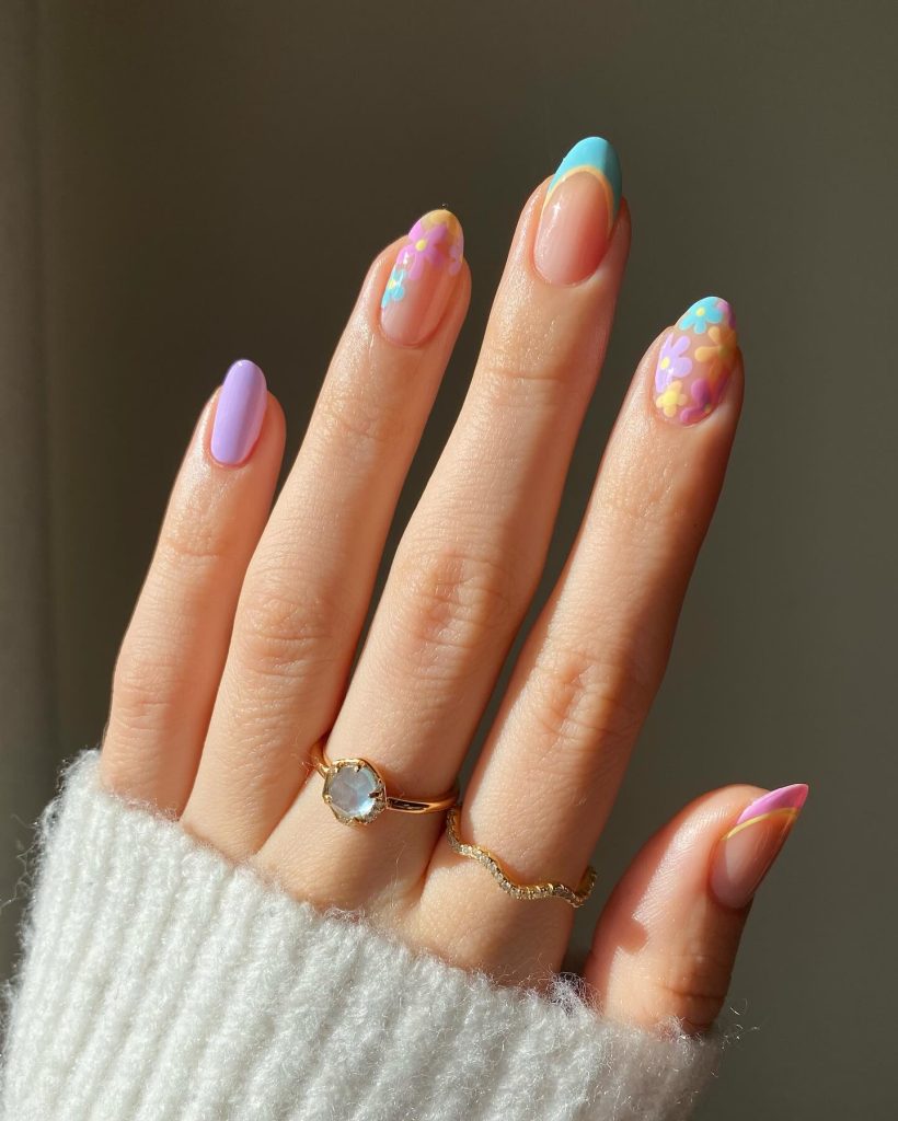 Colorful Daisy Spring Gel Nails