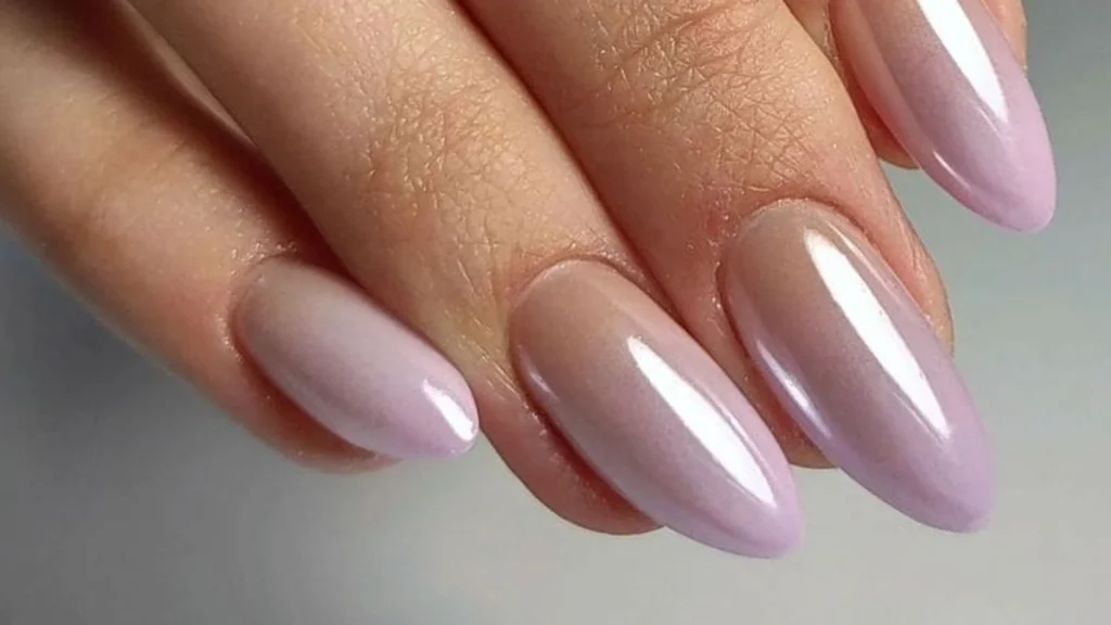 These Glossy Ombre Nails Are Pure Luxury Vibes