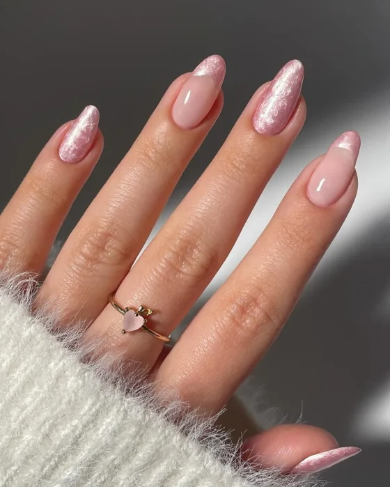 Soft Pink Shimmer Nails That Glow with Elegance