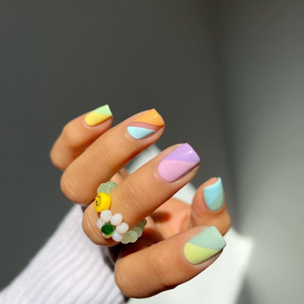 These Pastel Color Block Nails Are Pure Spring Aesthetic