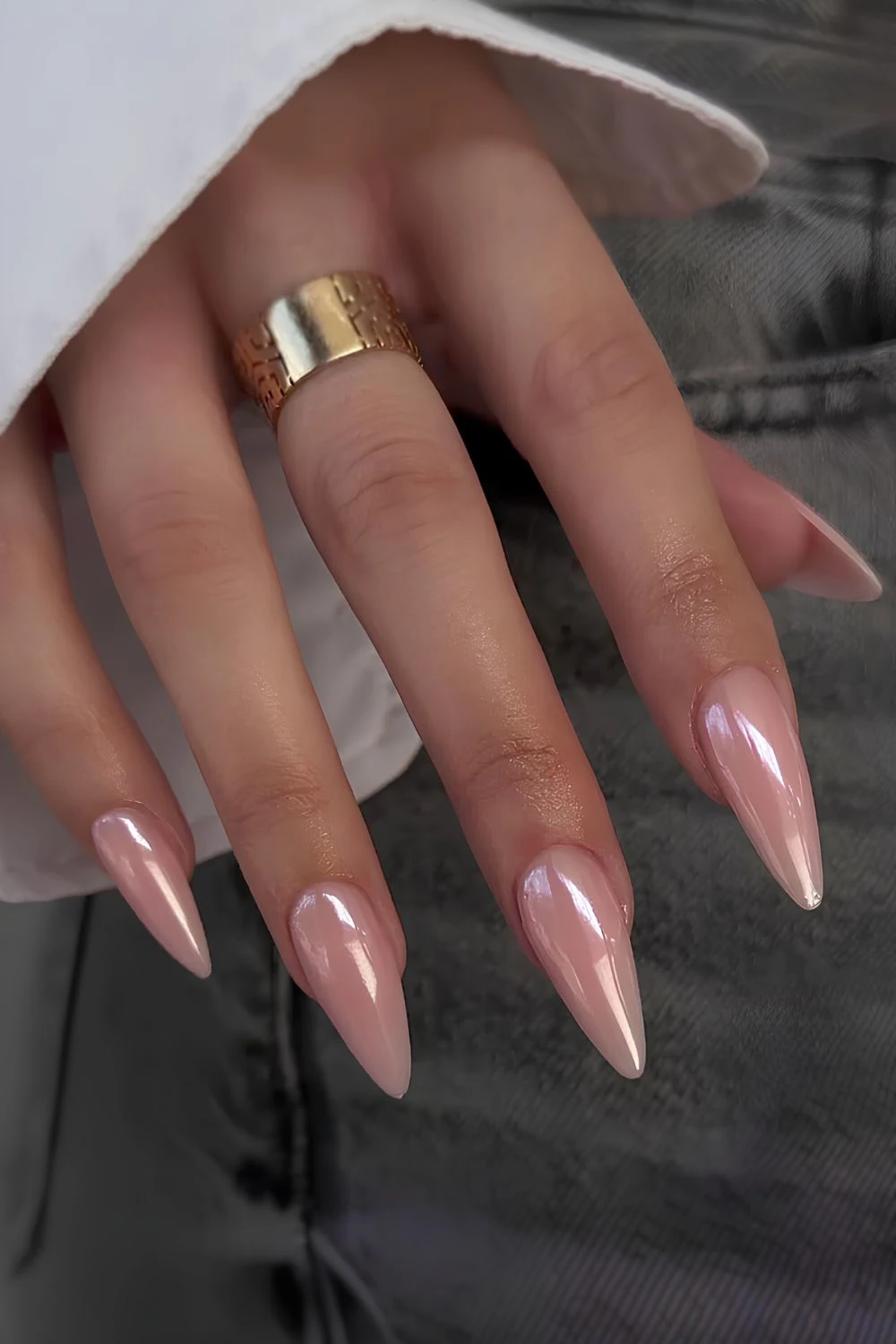 Elegant Short Acrylic Nails Design