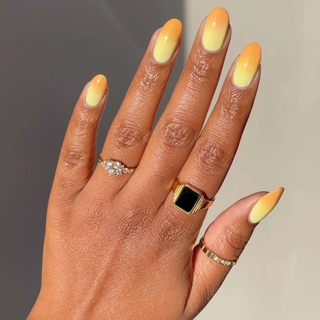 Sunny Ombre Nails That Glow Like Golden Hour