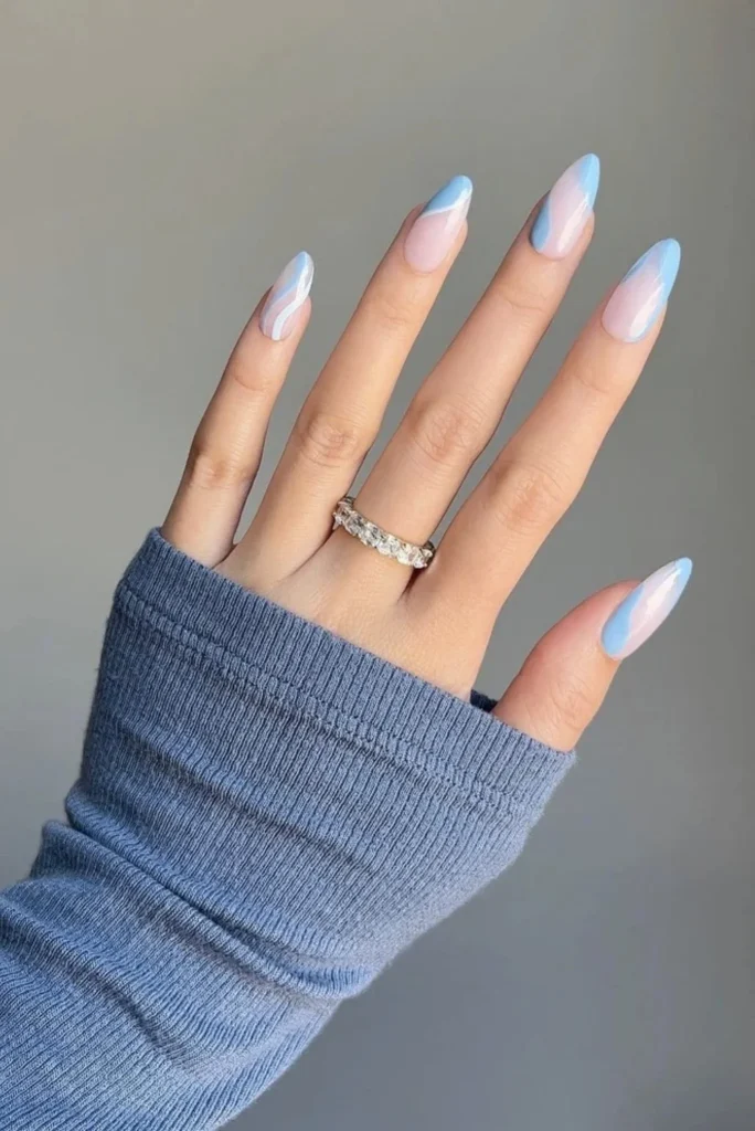 Soft Blue Swirl Nails Are Pure Calm & Cool Energy