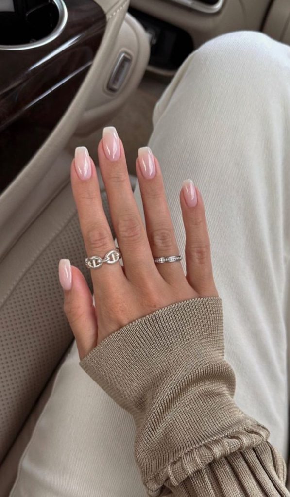 Pink Ombre Nails That Feel Effortlessly Chic