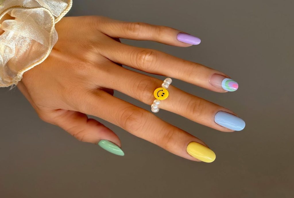 Pastel Gel Nails That Feel Fresh and Effortless