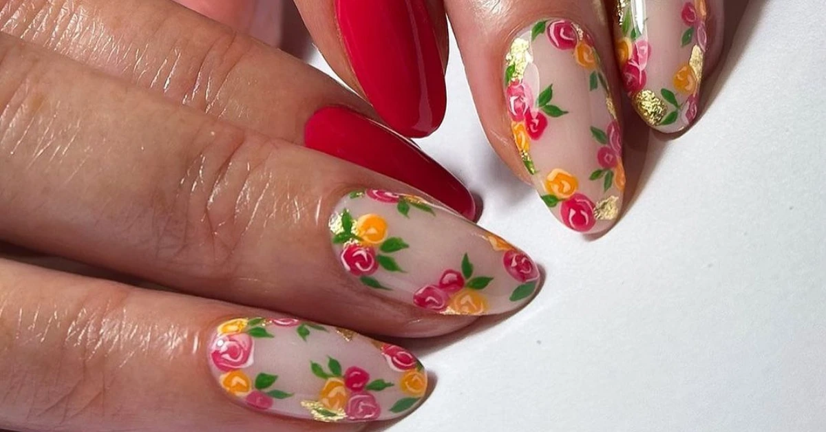 25 Nails Aesthetic featuring trendy minimalist nail designs with soft colors, glossy finishes, and modern aesthetic manicure inspiration.