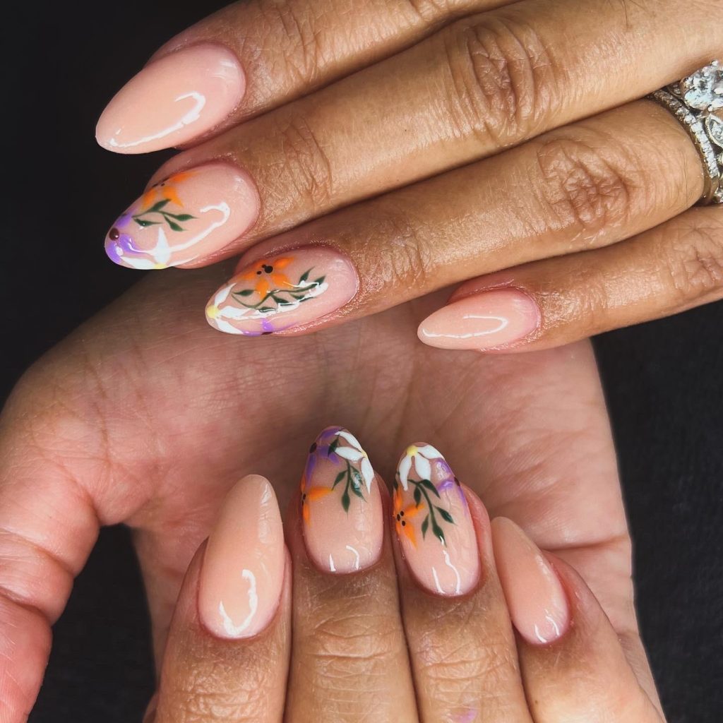 Glossy Floral Nude Nails Are Pure Spring Elegance