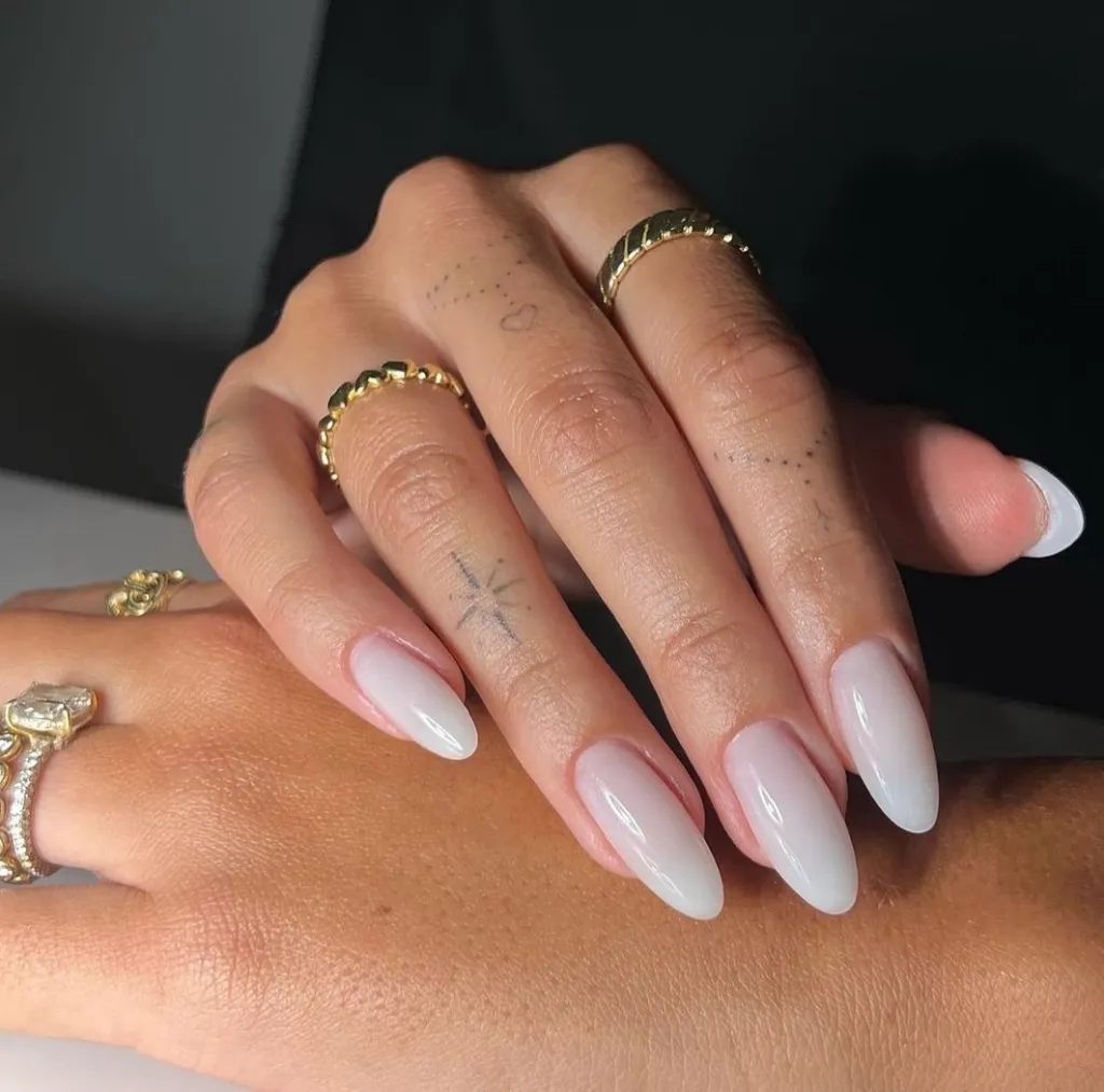 Milky Almond Nails That Give an Effortless Luxe Glow