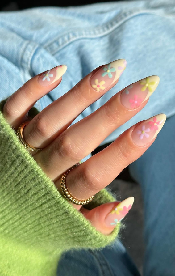 Floral Fade Nails Are Spring in Every Detail