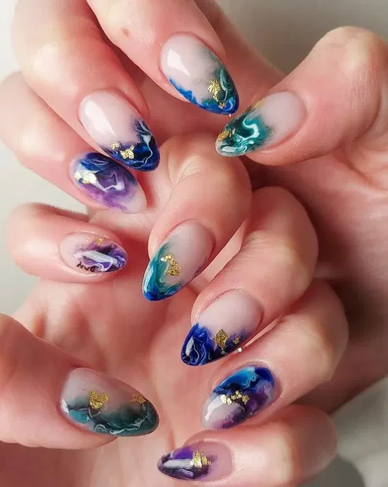 Mesmerizing Marble Ombre Nails That Look Like Art